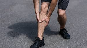 Noen leger anbefaler magnesium som kosttilskudd for å forebygge leggkramper i svangerskapet, men høye doser kan forårsake diaré. Leggsmerter Veiviser Nhi No