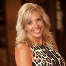 Vanessa Howe (@Vanessanerium)