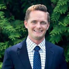 Adam Halstead's Instagram, Twitter & Facebook