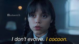 Wednesday & Annabelle in one frame 😭