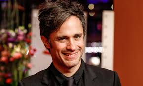 José ángel garcía, actor y padre de gael garcía bernal, falleció a los 62 años tras ser hospitalizado en la ciudad de méxico por padecer fibrosis pulmonar. El Papa De Gael Garcia Se Compromete Y El Actor Ya Conoce A La Afortunada