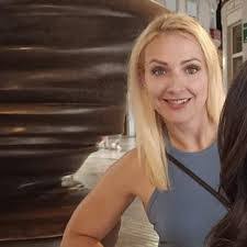 Stephanie Slavik's Instagram, Twitter & Facebook