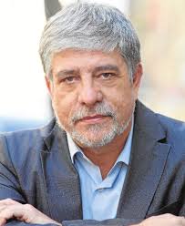 Hay que defender el papel de la educación en la construcción de una  sociedad más justa”