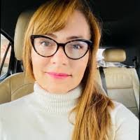 Linda Moreira's Instagram, Twitter & Facebook