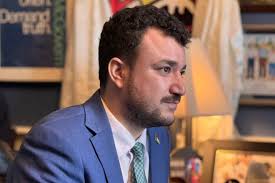 Call me Yaydolf Yitler” Kanye goes