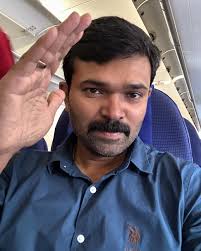 Flying mode ! #summervacation #singapore #saattai #tour