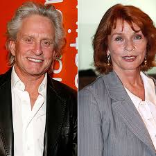 Browse 2,580 senta berger stock photos and images available, or start a new search to explore more stock photos and images. Michael Douglas Heimlich Verliebt In Senta Berger Bunte De