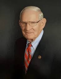 Glen Everhart's Instagram, Twitter & Facebook