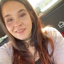 Loretta Reinhardt's Instagram, Twitter & Facebook