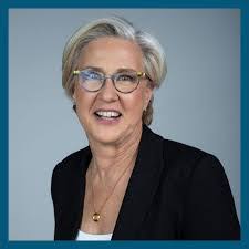 Alexis Albert's Instagram, Twitter & Facebook