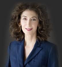 Julia Hunter's Instagram, Twitter & Facebook