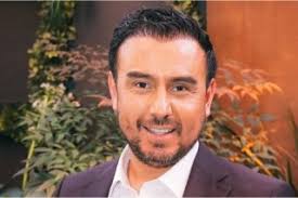 César Campos reveló detalles del proceso de adopción que está viviendo con  su esposo: "Nos dejaron una pausa"