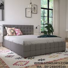 Model kamar tidur yang nyaman tentu membuat kualitas tidurmu makin maksimal. Model Tempat Tidur Minimalis Cosmo Elisabeth Sono Jati Furniture