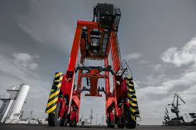 Kalmar Will Deliver Eight Diesel Electric Straddle Carriers To Reunion Lectura Press