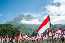 Menanamkan kepada anak bangsa untuk menghargai kekayaan bangsa dan apa yang dimilikinya serta semua manifestasi kecintaan terhadap tanah air itu harus di dasarkan dalam koridor syariat islam dan tidak. Sikap Cinta Tanah Air Dan Cara Menanamkannya Halaman All Kompas Com