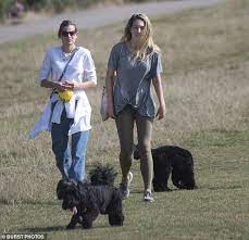 Emma corrin has given us another glimpse of her upcoming role as princess diana in season four corrin was dressed in a long purple dress that showed off the pregnant bump, while she recreated a. The Crown S Emma Corrin Channels Princess Diana In Mom Jeans As She Enjoys Stroll In London Daily Mail Online
