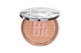 Bronzers are great at enhancing medium and olive skin tones. Best Bronzer 2021 The 14 Best Bronzers For Glow Contour Tanning British Vogue