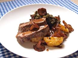 Rezept Wildschweinrucken Sous Vide Gegart Mit Pfifferlings Kartoffeln
