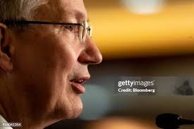 1,232 Scheck Stock Photos, High-Res Pictures, and Images