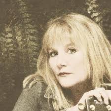 Alison Ray biography