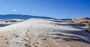 It is spread over more than 9,000,000 square km. Snowfall In Sahara Desert