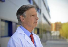 El neurólogo José Obeso, galardonado con el prestigioso premio Alexander  Von Humboldt