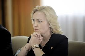 Parchetul instanţei supreme anunţă, miercuri, că în dosarul revoluţiei a extins urmărirea penală, in rem, pentru infracţiuni contra umanităţii. Cazul PoliÅ£istului Pedofil Parchetul Capitalei O Contrazice Pe Carmen Dan In Dosarul Din 2009 Se Face UrmÄƒrire PenalÄƒ In Rem