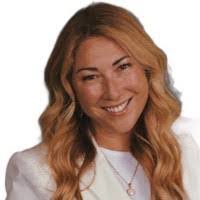 Jennifer Sheffield's Instagram, Twitter & Facebook