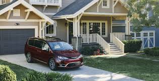 2017 Chrysler Pacifica 4k Ultra Hd Wallpaper Latest Cars