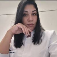 50+ "Laura Lessa" profiles