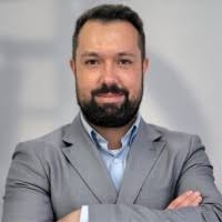 1200+ perfis com “Stuart”