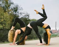Derkulinarikerwien Acroyoga Yoga Poses For Two Yoga Challenge Acro Yoga Poses