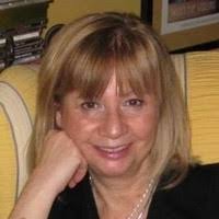 4 "Sue Strauss" profiles