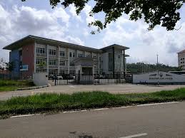 Pihak berwenang malaysia pernah mengemukakan keecemasan tentang standar keselamatan di pesantren dan sekolah agama swasta yang tidak masuk sistem. International School Of Kuantan Wikipedia