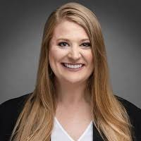 Beth Perez's Instagram, Twitter & Facebook