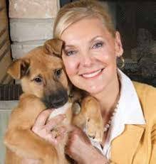 Lori Cade's Instagram, Twitter & Facebook