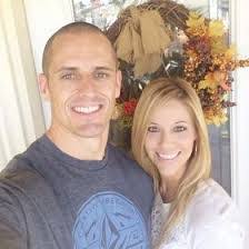 Adriana Samano's Instagram, Twitter & Facebook