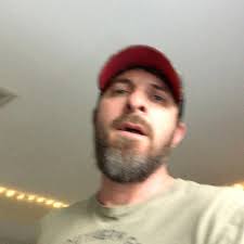 Hope yall are awesome!!! 8pm CST @listeningroomcafe instalive!! Also...It’s  Lucy Bday!!!! 😳