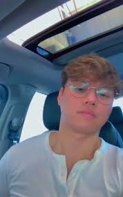 Matt Kang (@the.matt.kang)