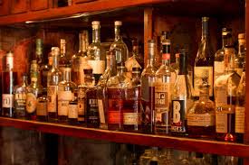 The Courtesy Bar Orlando S Best Craft Cocktail Bar Craft Cocktails Fun Drinks Cocktail Bar