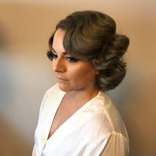 The higher the hair, the closer to heaven, right? Vintage Glam 18 Roaring 20s Hairstyles