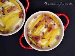 Recette De Cocottes De Pommes De Terre Au Fromage A Raclette Et Lardons Fumes Recette Pomme De Terre Au Fromage Recettes De Cuisine Recette De Plat