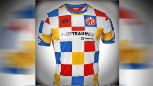 Vfl wolfsburg torwart trikot 2013/2014, teamsigniert, autogramm, bundesliga, 152. Fussball Die Hasslichsten Trikots Der Welt