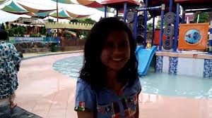 Simak yuk ulasan tentang 10 kolam renang kolam renang yang berlokasi tidak jauh dari pantai teleng ria ini adalah salah satu kolam renang yang layak mendapat predikat 'angker'. Kolam Renang Dynasti Gkb Gresik Youtube