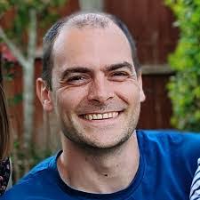 Simon Stringer's Instagram, Twitter & Facebook