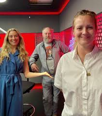 Marte bratberg røk ut av «skal vi danse» rett før finalen: Radio Norge Hans Morten Hansen Og Marte Bratberg Gir Facebook