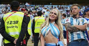 Keine Strafen für nackte argentinische Fans | weekend.at