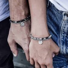Growing up by the beach in southern california, the ability to knot a macrame bracelet was. Swoon For These 13 Couples Bracelet Ideas