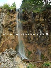 Autobuzul din cascada putnei pleacă spre vidra la 12:36. Cascada Pisoaia Cascada De La Vidra Arieseni Pro