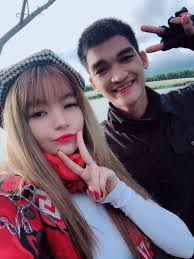 Mạc văn khoa (sinh ngày 4 tháng 5 năm 1992) là một nam diễn viên, diễn viên hài kịch người việt nam. Mac Van Khoa And The Hot Girl Dating Openly